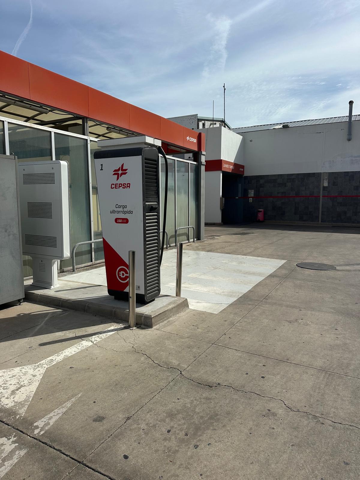 PHOTO-2025-10-27-11-06-41.jpg 1