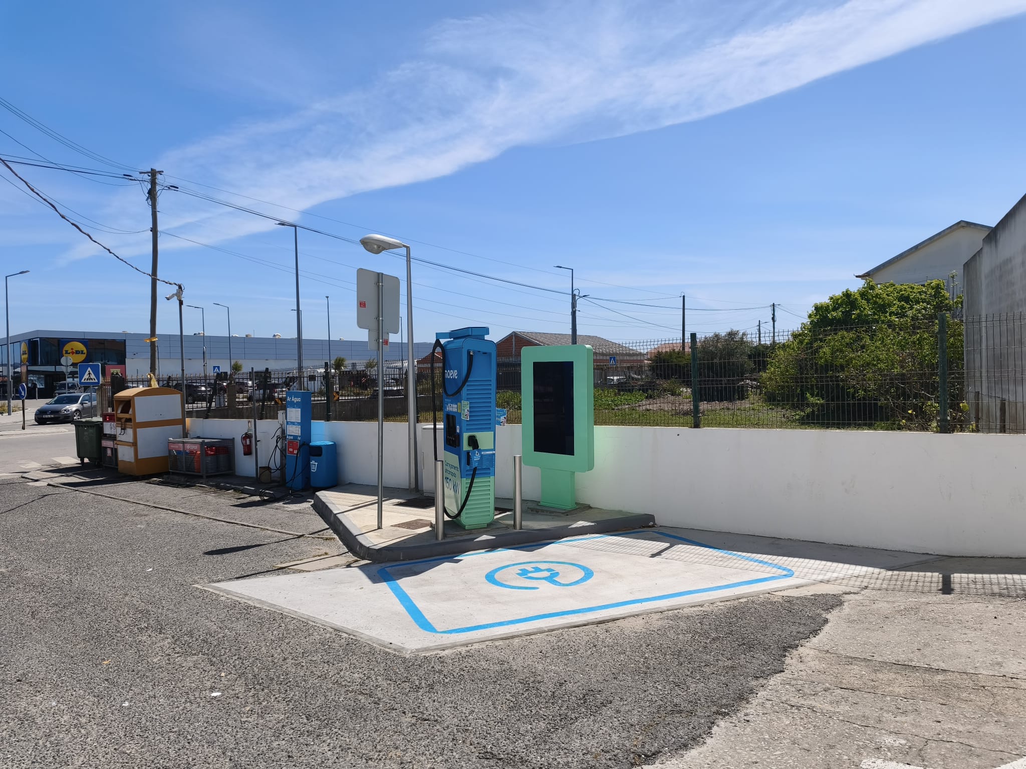 SIlveira_carregador_3.jpeg 3