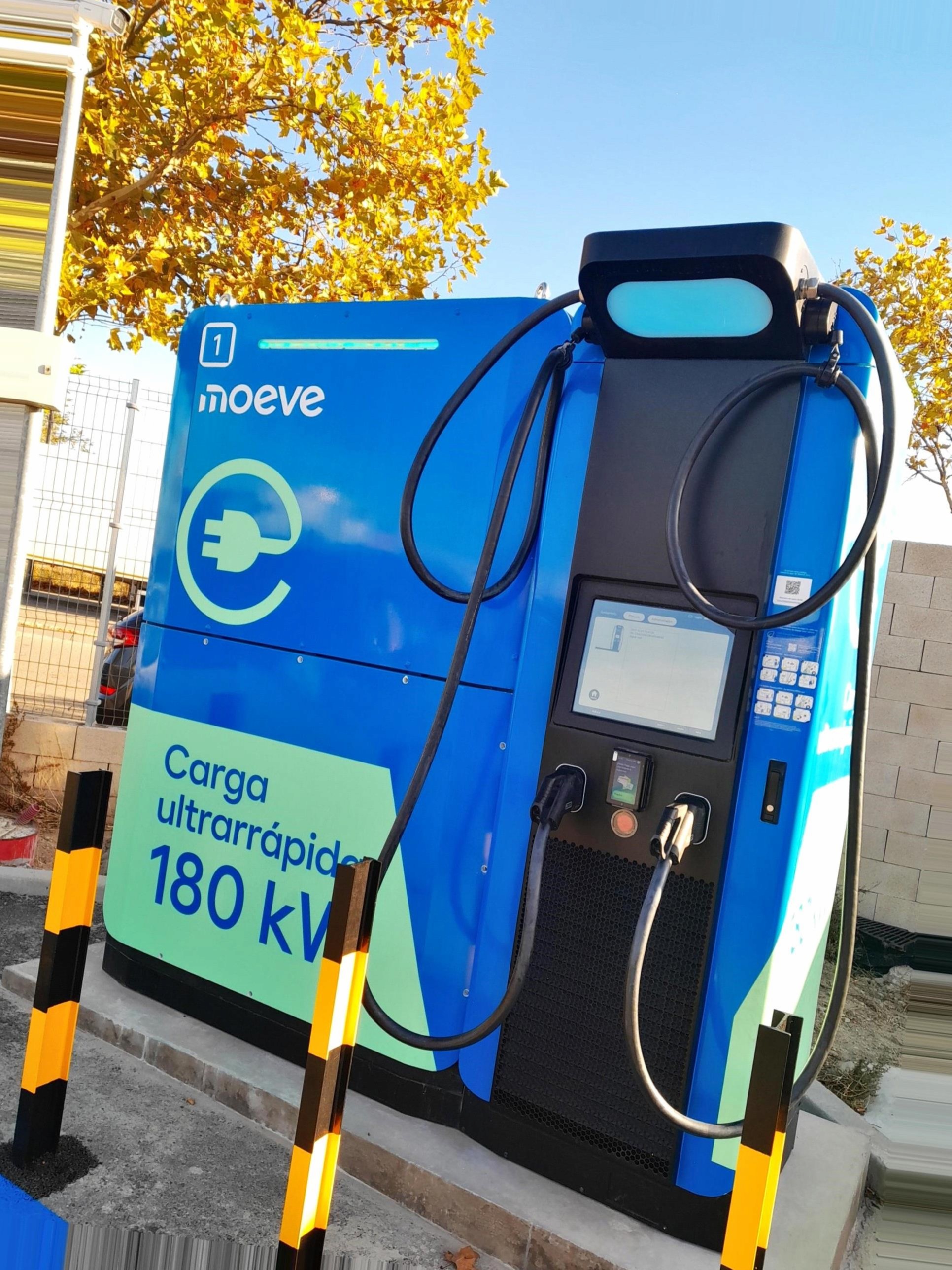 Cargador_eléctrico_ATG_GETAFE_Image_2.jpg 2