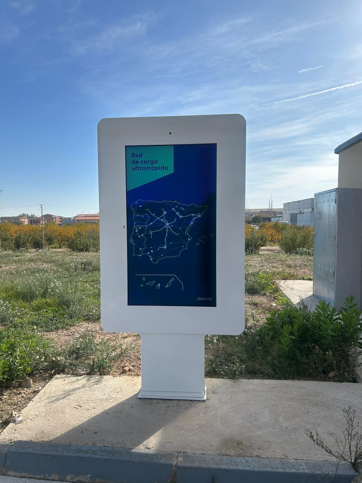 ed30588a-07e1-4708-bc64-036239bb5a9e.jpg 4