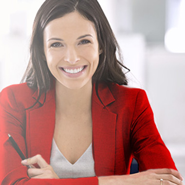 mujer sonriendo
