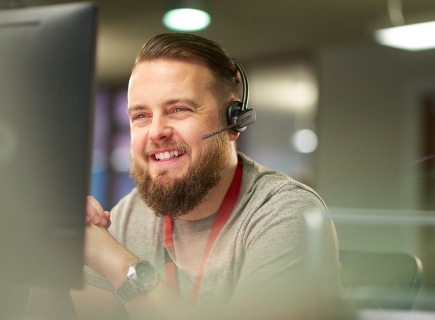 Cards, electronic tolls and 24-hour assistance 